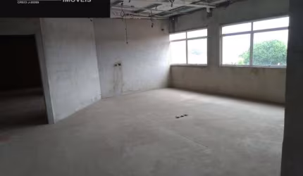 PRÉDIO COMERCIAL