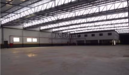 Galpão Industrial à Venda em São Paulo-SP, na Vila Monumento - 2 Banheiros e 2.200,00 m² de Área.