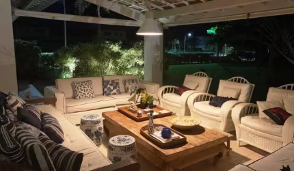 Casa Triplex em Condominio Fechado com 7 Suites 700m2