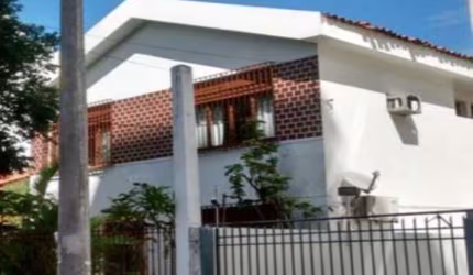 Casa Duplex com 4 quartos amplos sendo 1 Suíte 330m2 no Jardim Apipema