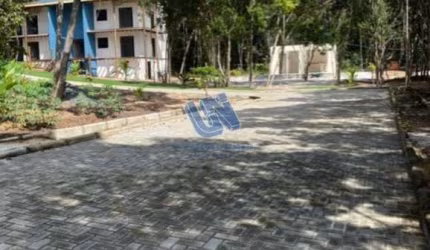 Apartamento quarto e sala com varanda 57m2 em Praia do Forte