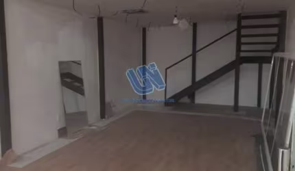 Loja no Shopping Itaigara com mezanino 32,00 m2 no Itaigara
