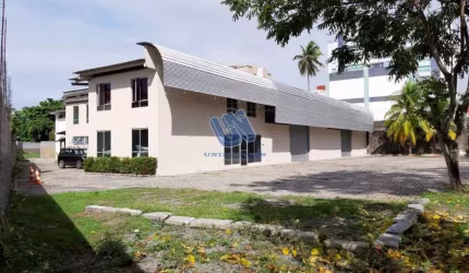 Galpão com terreno de 3.535m2 em Lauro de Freitas