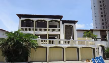 Casa em condomínio 5 suítes no Caminho das Arvores