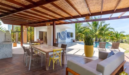 Casa no  condomínio Iberoestate duplex a venda em Praia do Forte 4 suítes decorada e mobiliada