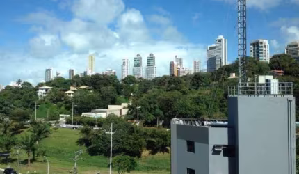Prédio Comercial com 5 pavimentos em Santa Cruz