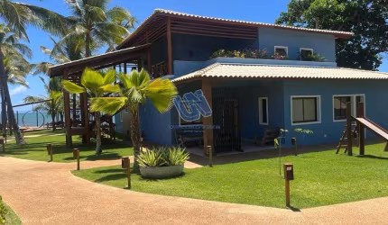 Casa frente mar em Itacimirim 5 quartos sendo 3 suítes 223,48 m2