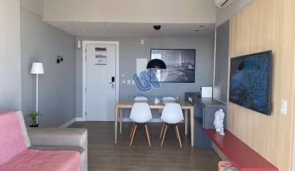 Apartamento Decorado quarto e sala no Caminho das Árvores 45m2