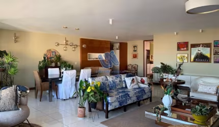Apartamento 4 quartos suites 311m2 a venda na Graça 4 vagas de garagem andar alto vista mar