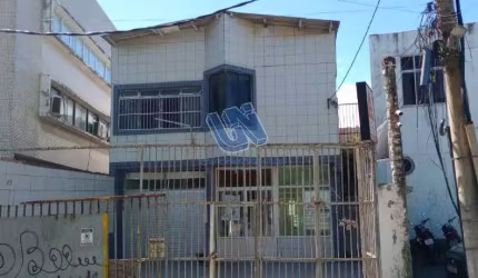 Casa residencial ou comercial 197m2 em Amaralina