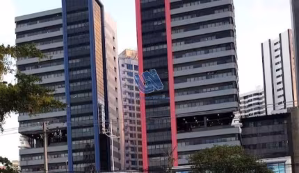 Sala comercial com 30m2 no Itaigara