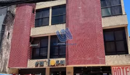 Prédio/Hotel com 1.000m2 em Itapuã