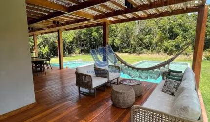 Casa em Condominio com 6 suites com 470m2 em Praia do Forte