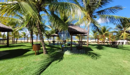 Village sendo 3 Quartos sendo 2  Suítes 95m2 em Itacimirim frente mar