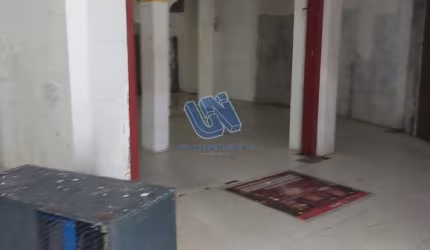 Loja comercial para alugar na Barra com 100m2