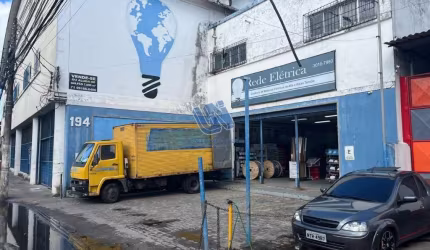Loja comercial com 850m2 na rua Barão de Cotegipe na Calçada