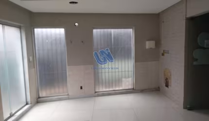 Casa comercial para alugar no Rio Vermelho com 8 salas com 151,53m2