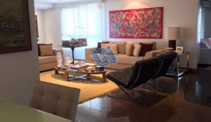 Apartamento decorado e mobiliado 4 quartos sendo 3 suites 225m2 no Alto do Itaigara