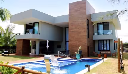 Casa de Condomínio Duplex com 8 Suítes 362m2 a venda em Guarajuba