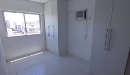 Apartamento 2 quartos sendo 1 suíte 70m2 a venda no Costa Azul