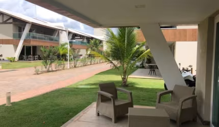 Casa em condomínio com 4 suítes porteira fechada 180m2 em Itacimirim