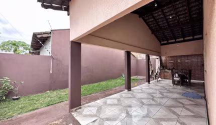 Casa com 3 quartos à venda na das Missões, 5, Ikaray, Várzea Grande por R$ 350.000