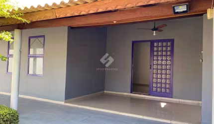 Casa com 3 quartos à venda na Parana, 350, Jardim Paulista, Cuiabá por R$ 650.000