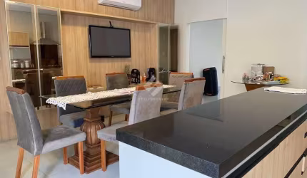 Casa em condomínio fechado com 3 quartos à venda na dos Lagos, 6, Condomínio Residencial Florais dos Lagos, Cuiabá por R$ 2.800.000