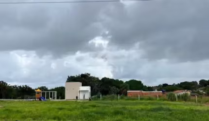 Terreno comercial à venda na da República, 101, Ribeirão do Lipa, Cuiabá por R$ 850.000