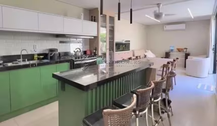 Casa em condomínio fechado com 4 quartos à venda na Rio Arinos, 395, Grande Terceiro, Cuiabá por R$ 1.000.000