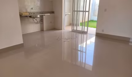 Casa em condomínio fechado com 3 quartos à venda na Senador Jonas Pinheiro, 3, Condomínio Vila da Serra, Cuiabá por R$ 550.000