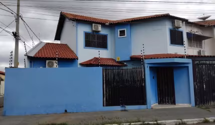 Casa com 4 quartos à venda na Dom João VI, 1, Centro Sul, Várzea Grande por R$ 450.000