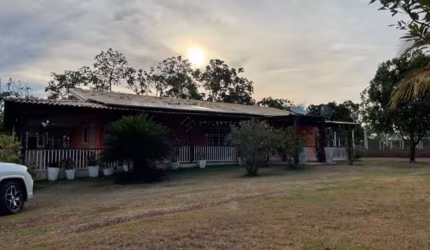 Chácara / sítio com 4 quartos à venda na Rodovia Arquiteto Hélder Cândia, 1, Zona Rural, Cuiabá por R$ 1.500.000