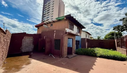 Casa comercial à venda na Professora Delphina Alves da Costa, 6, Jardim Petrópolis, Cuiabá por R$ 550.000