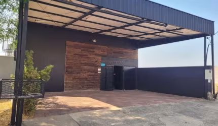 Barracão / Galpão / Depósito para alugar na Cinco, 42, Parque Residencial Tropical Ville, Cuiabá por R$ 5.500