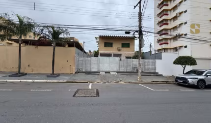 Casa com 3 quartos para alugar na Sao Sebatião, 1311, 1311, Goiabeiras, Cuiabá por R$ 2.500
