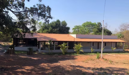 Chácara / sítio com 3 quartos à venda na Loteamento Beiro Rio, 1, Zona Rural, Santo Antônio do Leverger por R$ 750.000