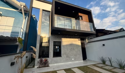 Lindo sobrado de alto padrão no Villa Verde em Franco da Rocha