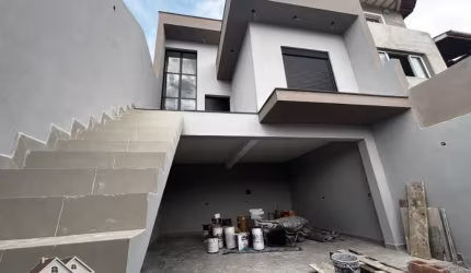Linda casa pronta para morar em Laranjeiras !
