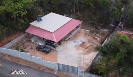 Linda chácara a venda de 2.039m² em Caieiras !