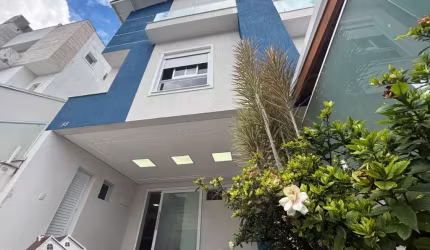Lindo sobrado de alto padrão no Villa Verde !
