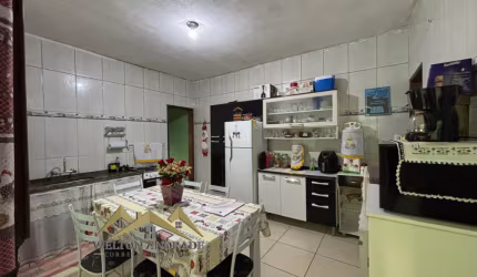 Casa assobradado localização no bairro Laranjeiras em caieiras-SP