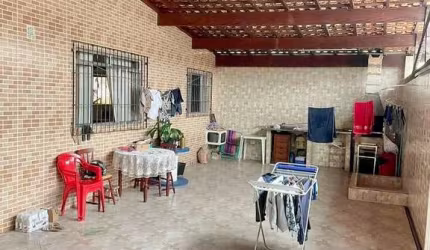 Casa Geminada Mobiliada 2 Dormitórios 3 Vagas Excelente Localização