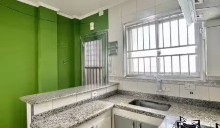 Quitinet no Boqueirão Av Costa e Silva altura da Av Brasil no Centro do Comércio