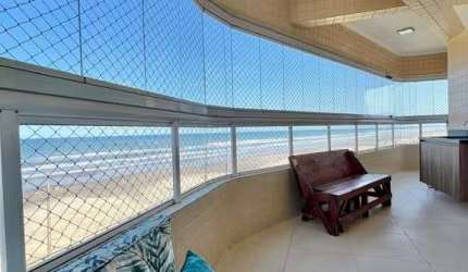 Apto 2 Dorm 2 Suítes Pé na Areia Varanda Gourmet Semi Mobiliado Lazer Completo