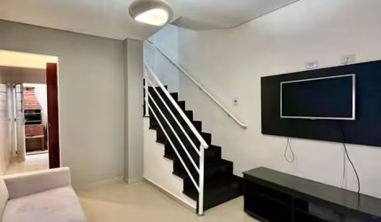 Casa de Condomínio Mobiliada 2 Dormitórios 1 Vaga Para Locação no Canto do Forte