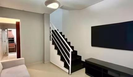 Casa de Condomínio Mobiliada 2 Dormitórios 1 Vaga Para Locação no Canto do Forte