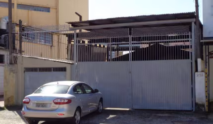 Barracão / Galpão / Depósito para alugar na Rua Coronel Dico de Barros, 232, Navegantes, Porto Alegre, 68 m2 por R$ 2.000