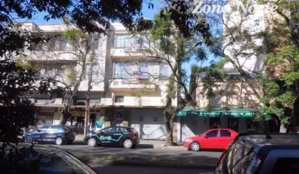 Sala comercial com 4 salas para alugar na Avenida São Pedro, 601, São Geraldo, Porto Alegre, 115 m2 por R$ 1.400