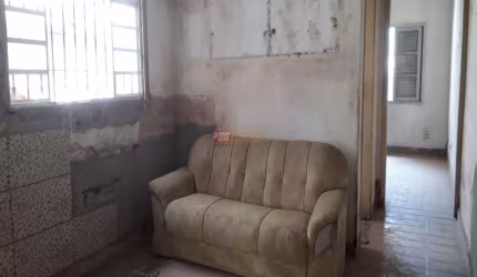 Casa Térrea no Bairro Camilópolis em Santo André